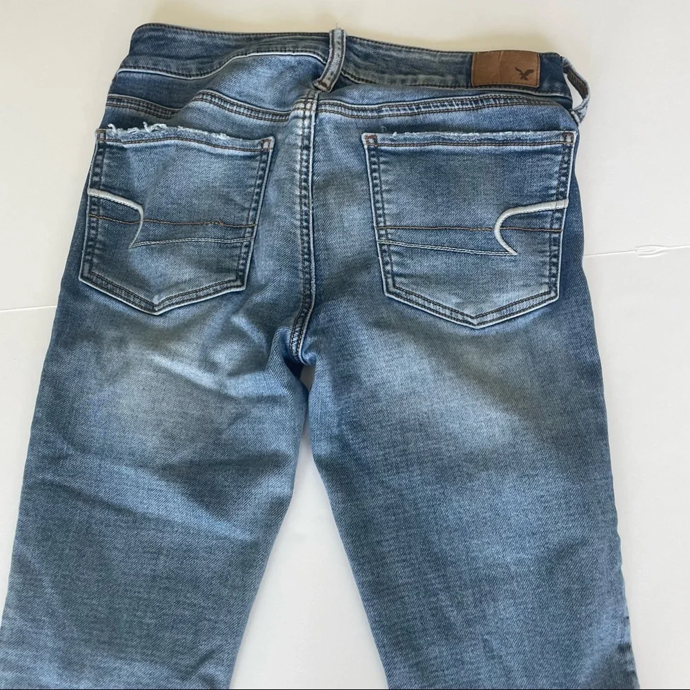 American Eagle Super Stretch Jegging Womens Size 8 Jeans Mid Rise Denim Blue - Picture 8 of 9